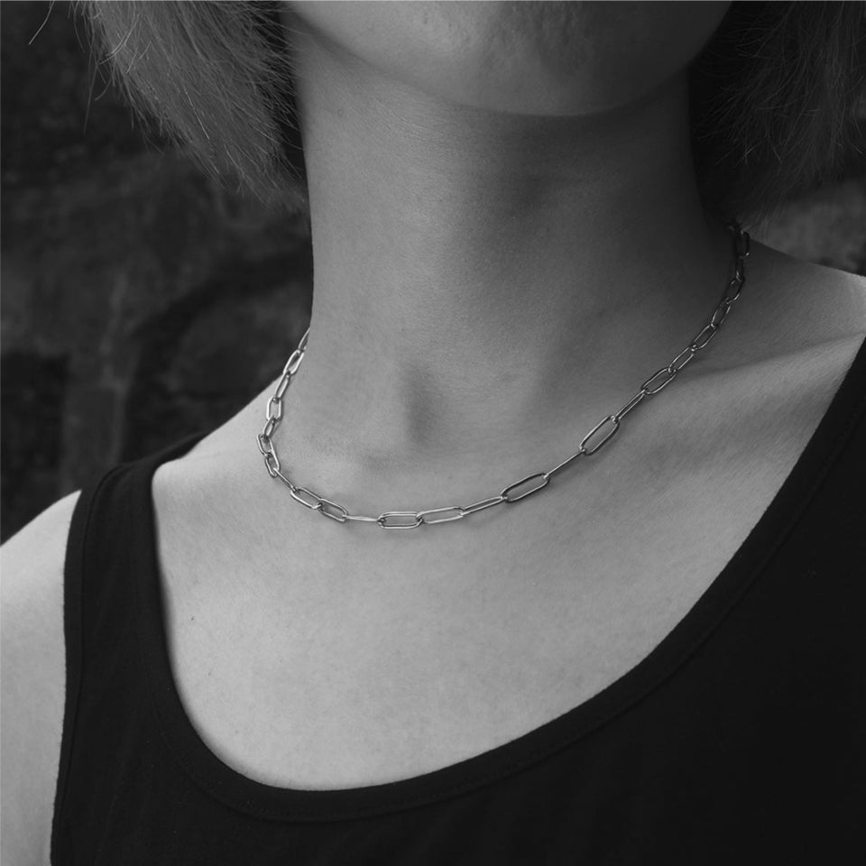 Collier en chaîne à maillons en forme de trombone, argenté, PALERMO Essential.