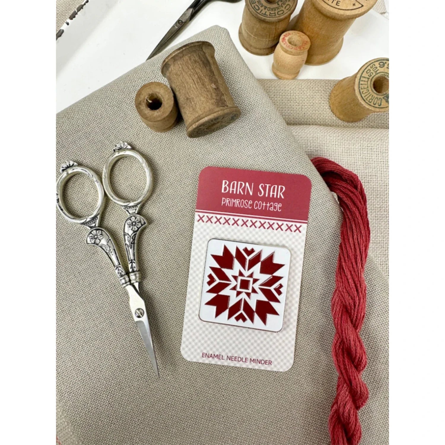 Primrose Cottage Barn Star Needle Minder - DAMAGED MAGNET