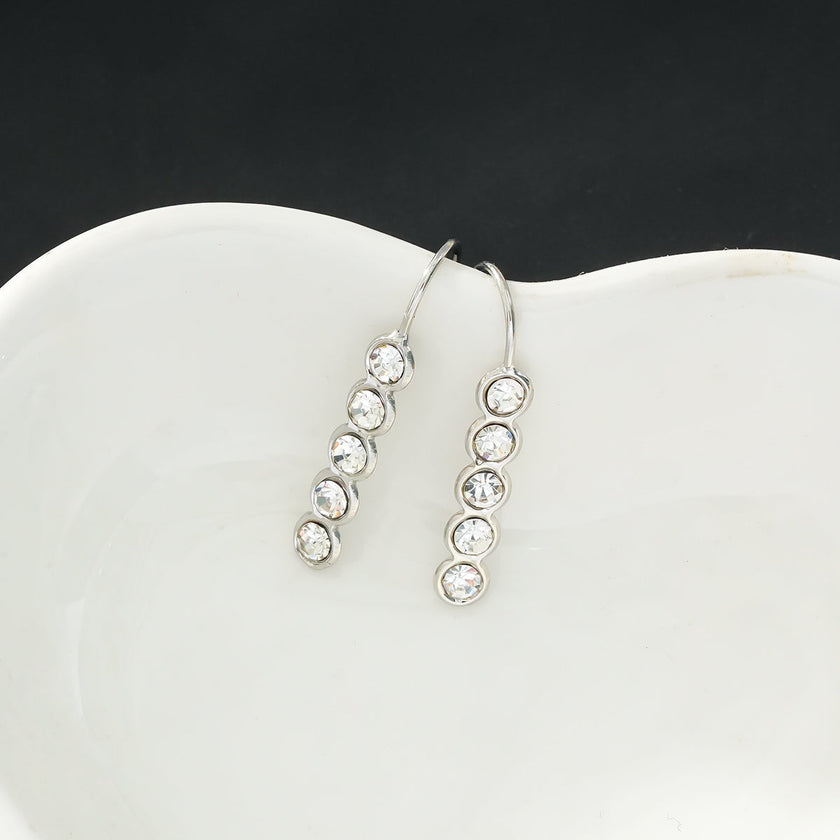 PELLA Silver (White Gold): Minimalist Moissanite Row Stud Earrings – Elegant Sparkle in Every Line
