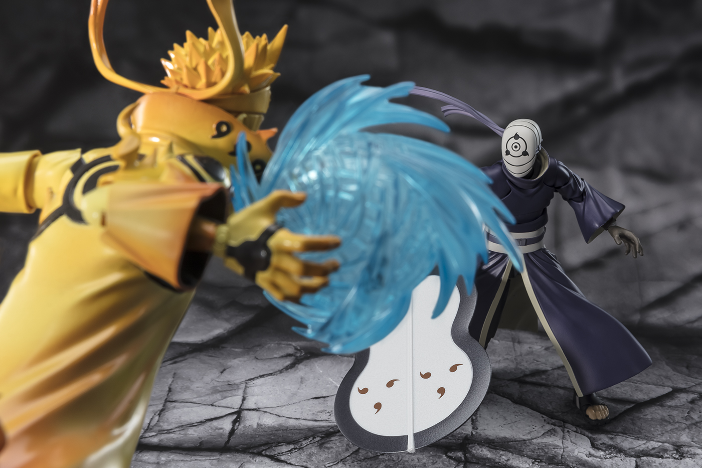 Premium BANDAI Tamashii NARUTO UZUMAKI [Kurama Link Mode] -Courageous Strength That Binds- 