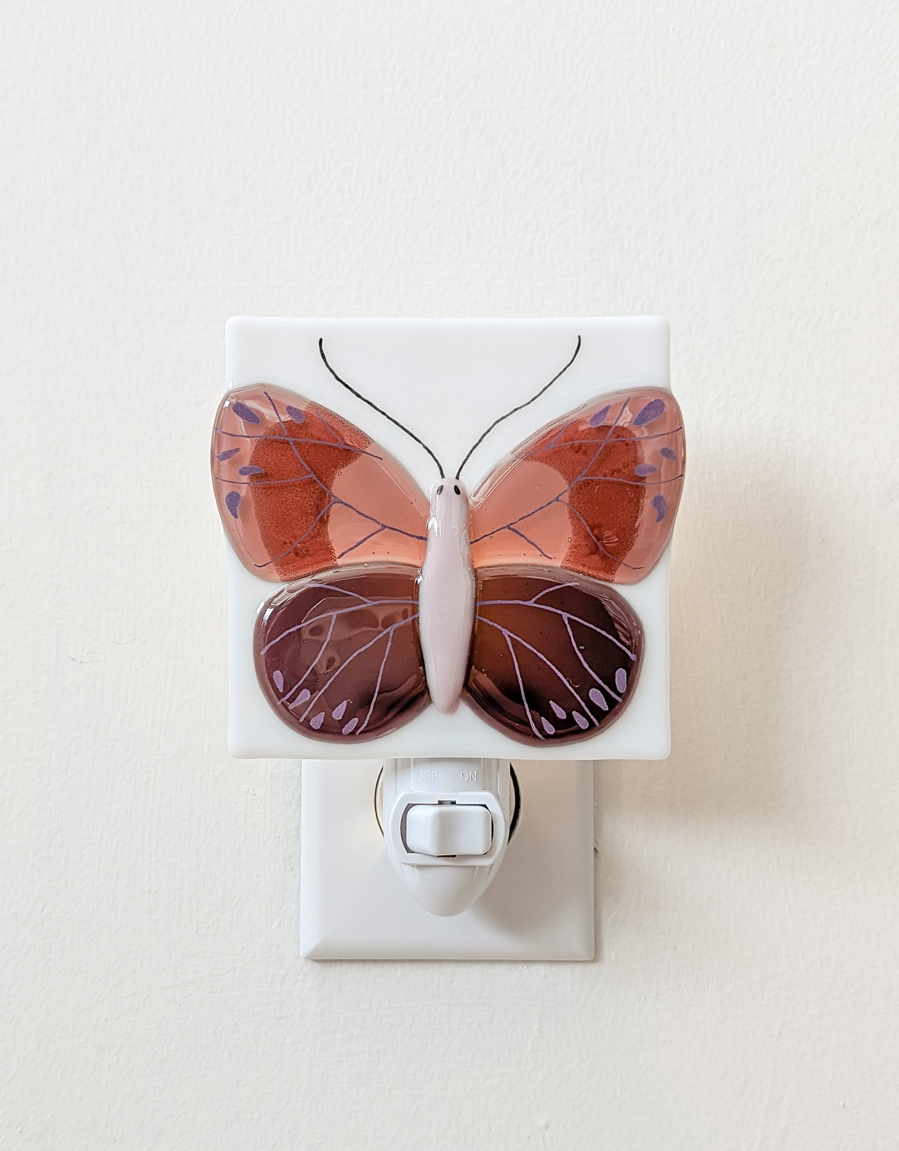 Night Light - The flock of butterflies - purple - Veille sur toi