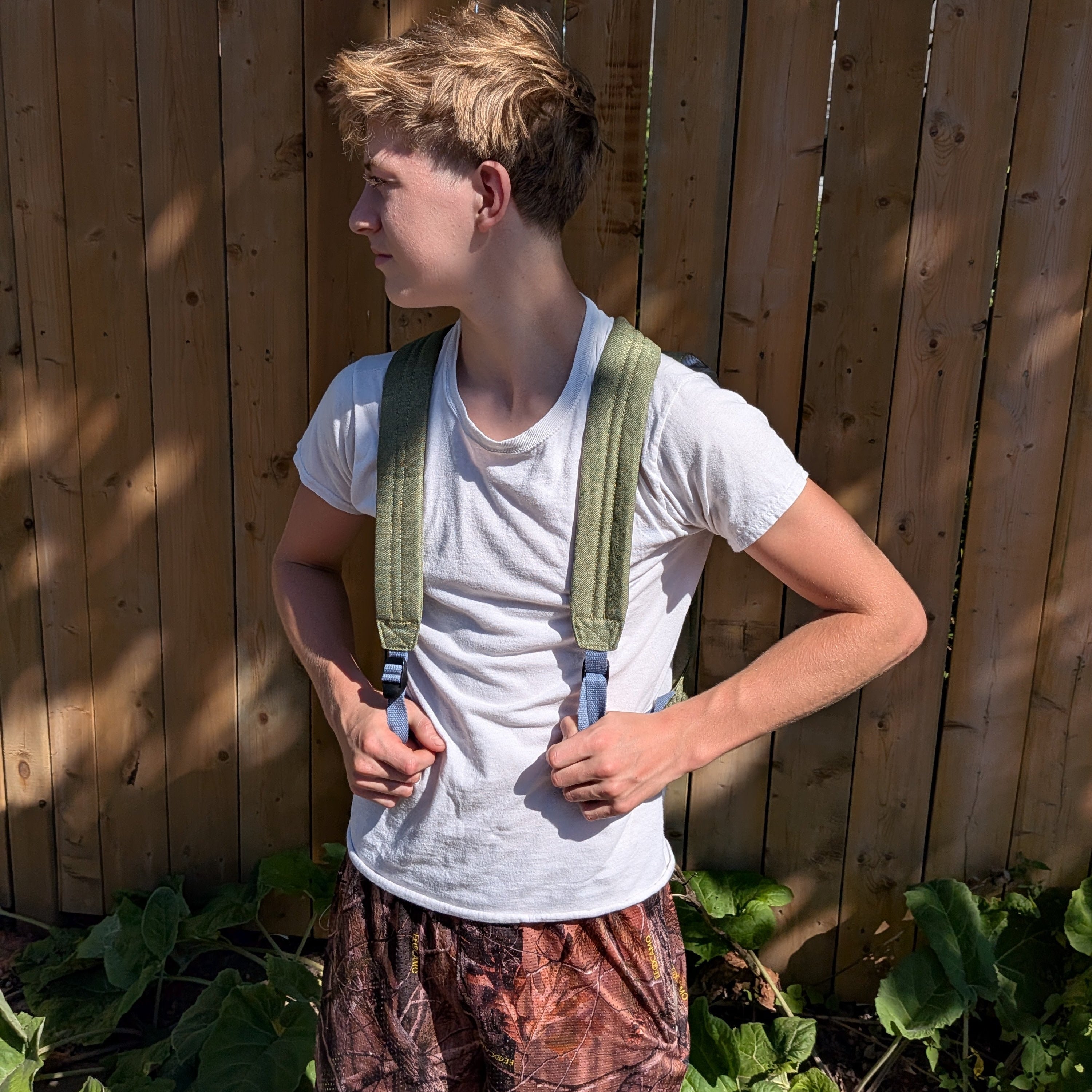 Europe Bound Vintage Daypack 31L Capacity