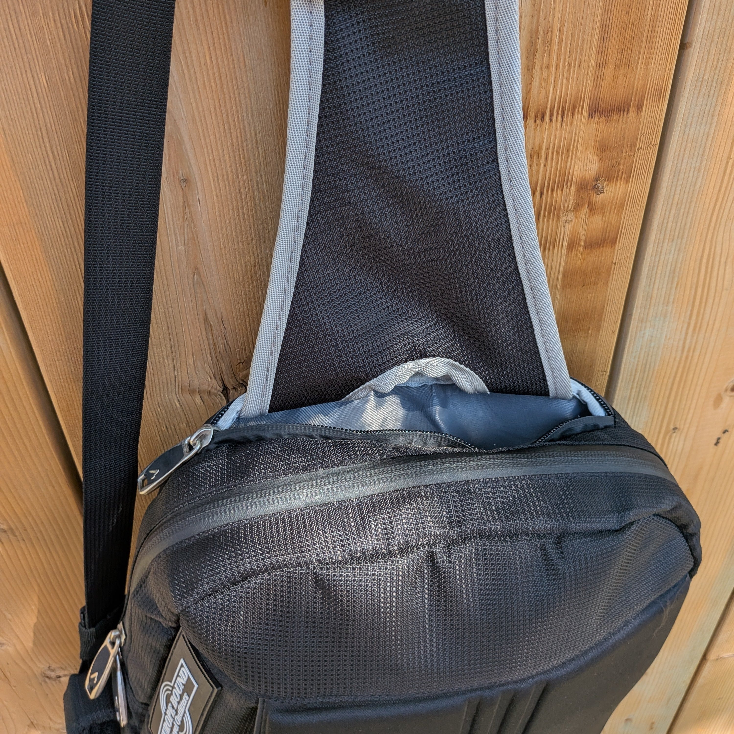 Europe Bound Exec-Tek Laptop Sling Bag 20L Capacity