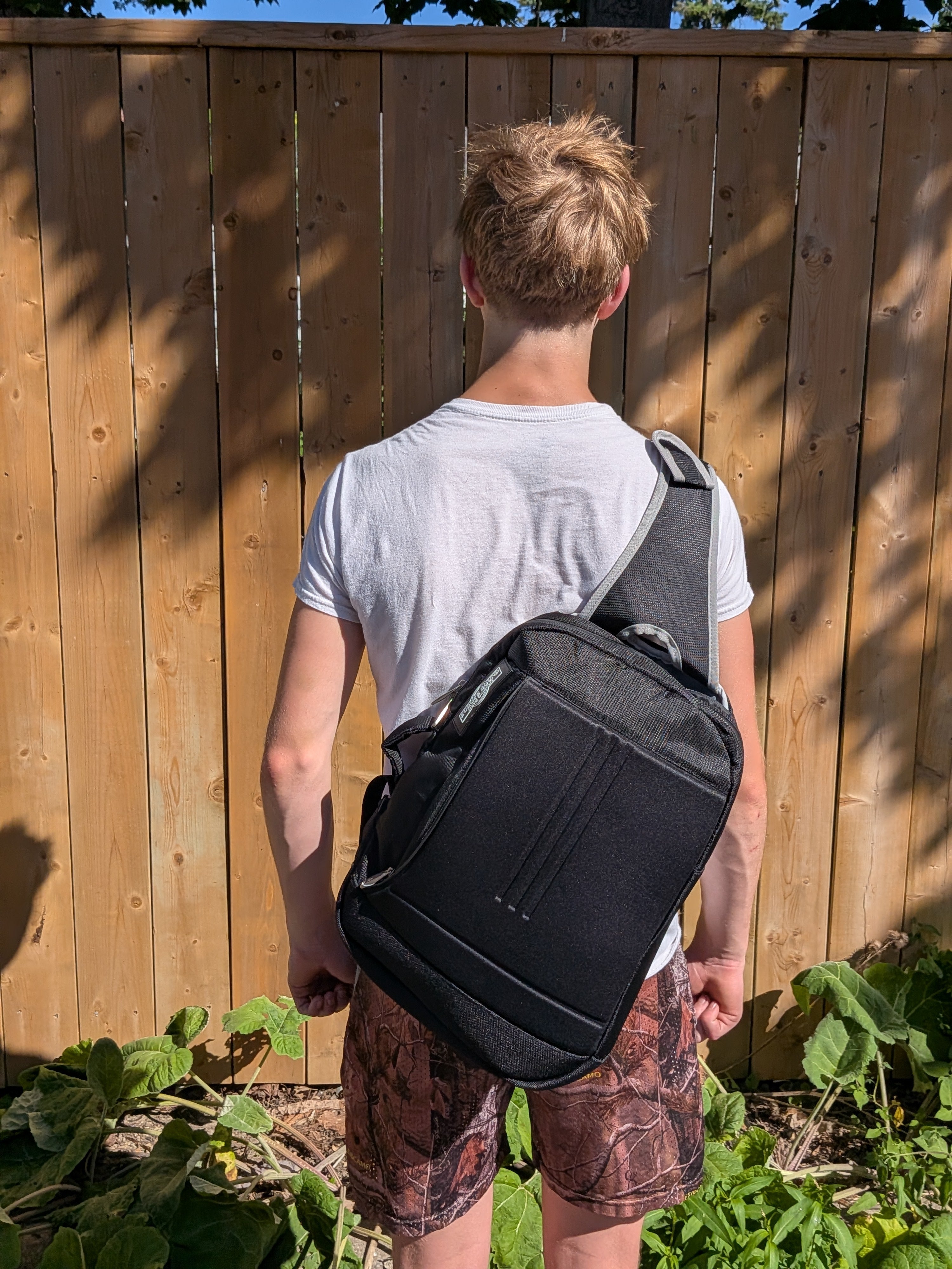 Europe Bound Exec-Tek Laptop Sling Bag 20L Capacity