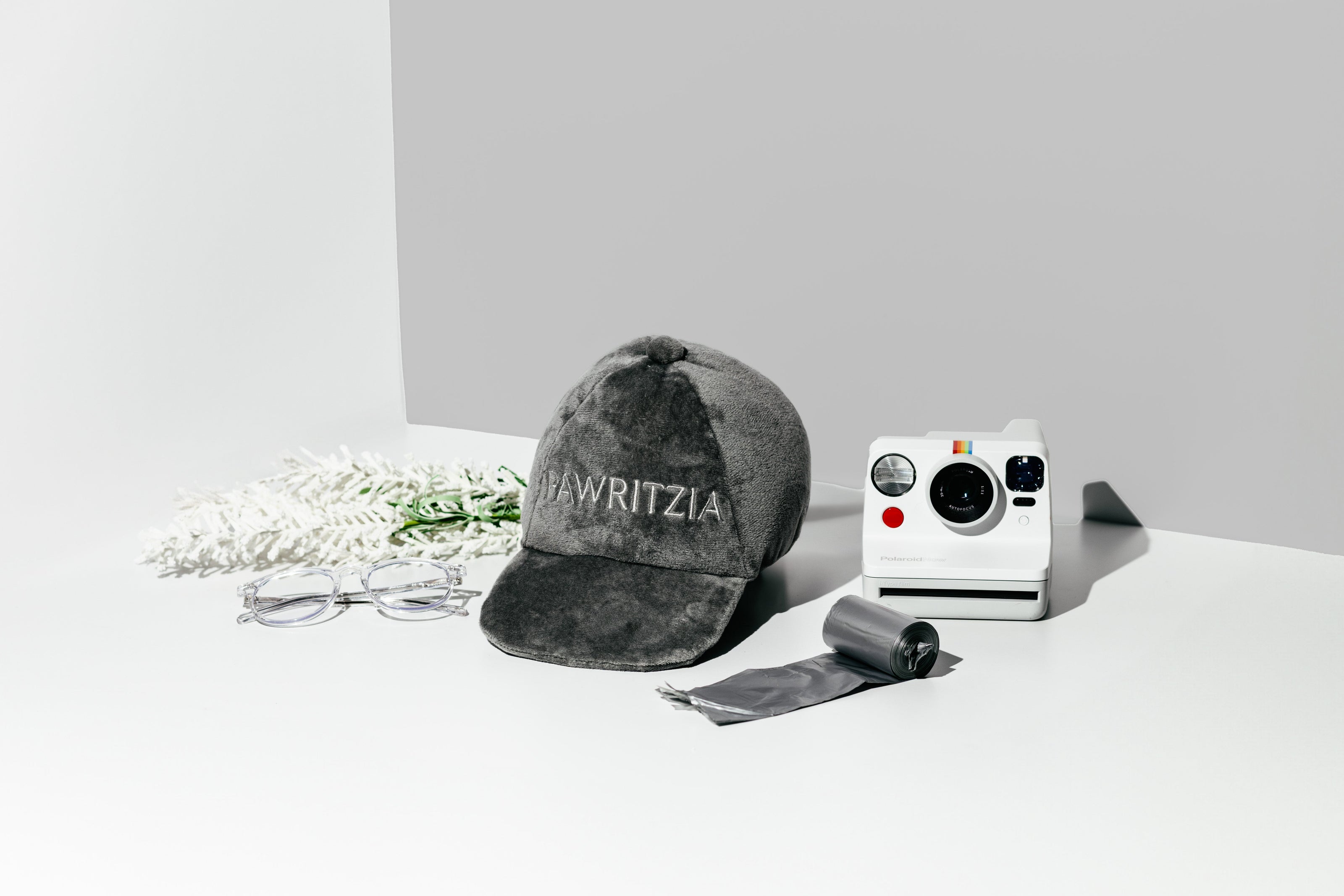 NEW LIMITED EDITION Pawty Animals Eco-Friendly Pawritzia Hat - Dog Toy