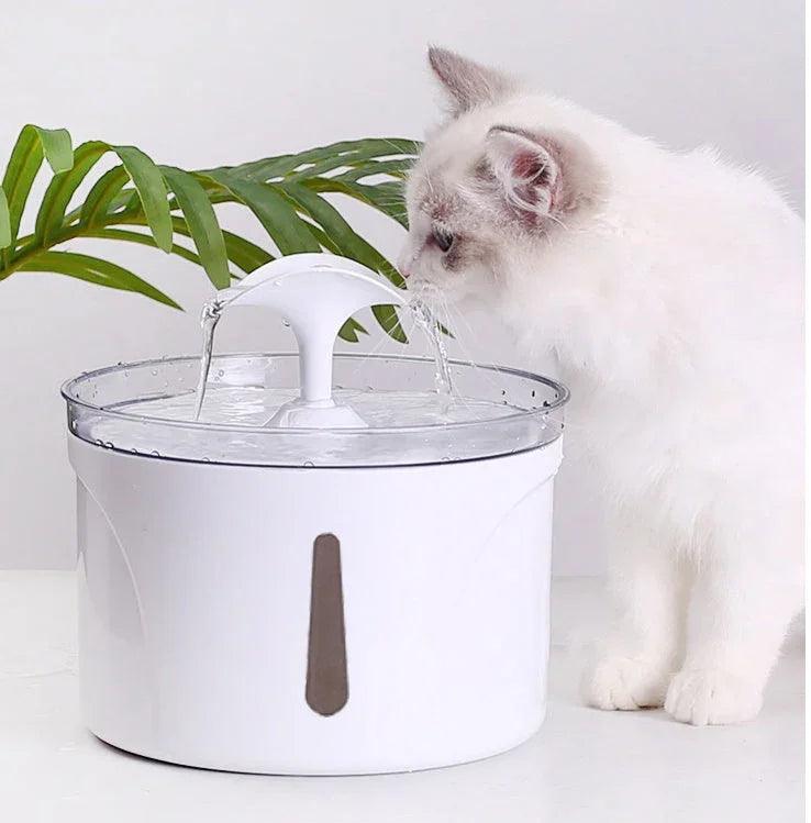 Pet Water Fountain Dispenser – Intelligent Automatic Circulating Filter, 2.5L for Cats & Dogs (White)