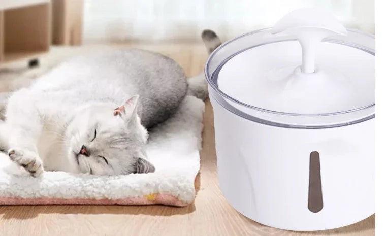 Pet Water Fountain Dispenser – Intelligent Automatic Circulating Filter, 2.5L for Cats & Dogs (White)