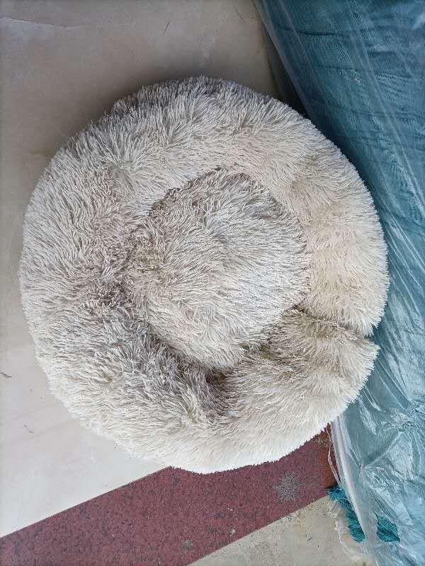 Calming Donut Pet Bed – Plush Round Dog & Cat Bed | 40cm to 120cm