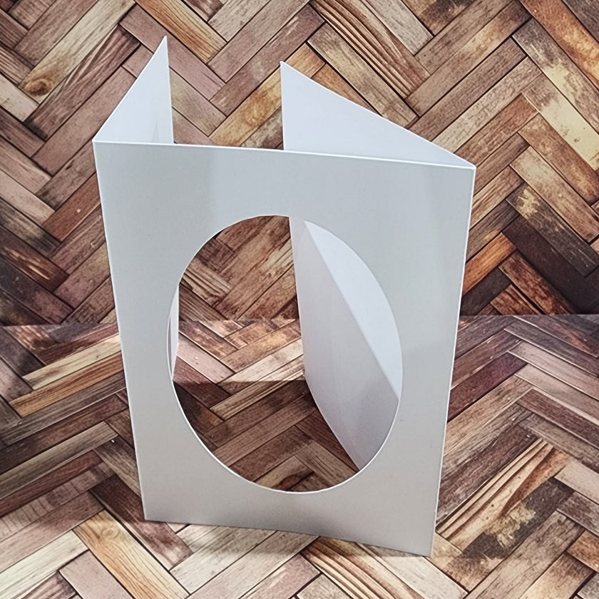 Oval Window Tri Fold White Card Bases - 4.25 x 5.5
