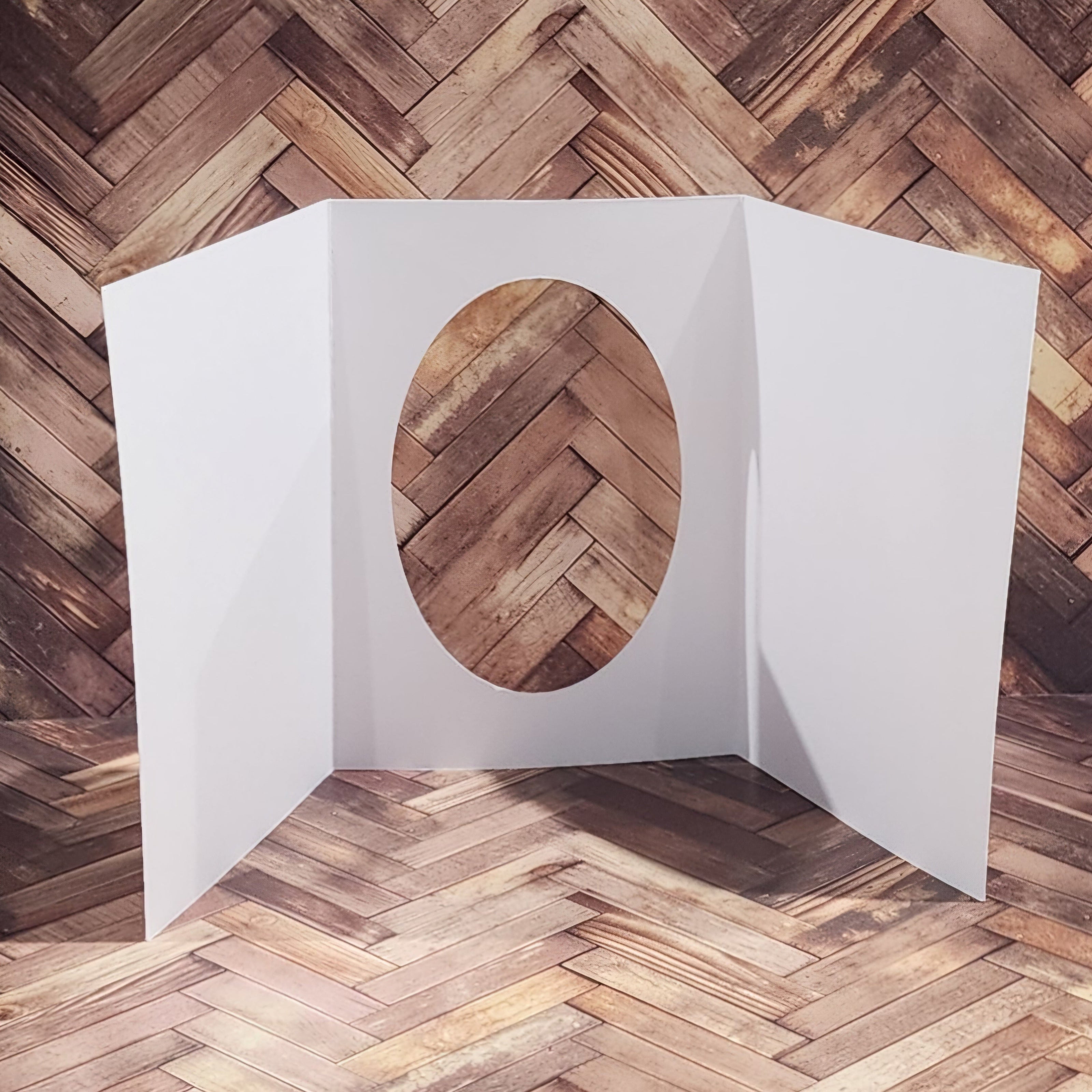 Oval Window Tri Fold White Card Bases - 4.25 x 5.5
