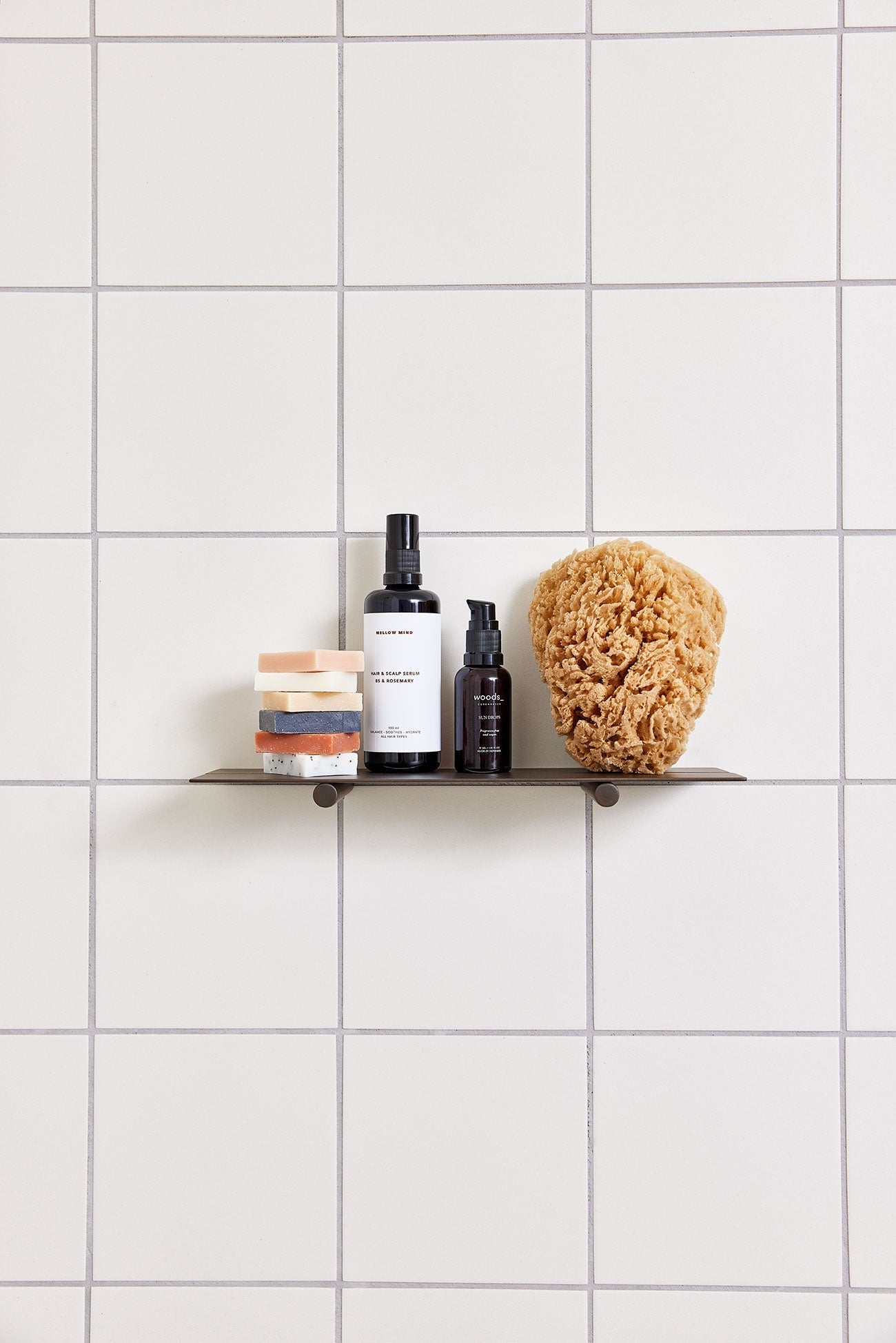 Pieni Shower Shelf