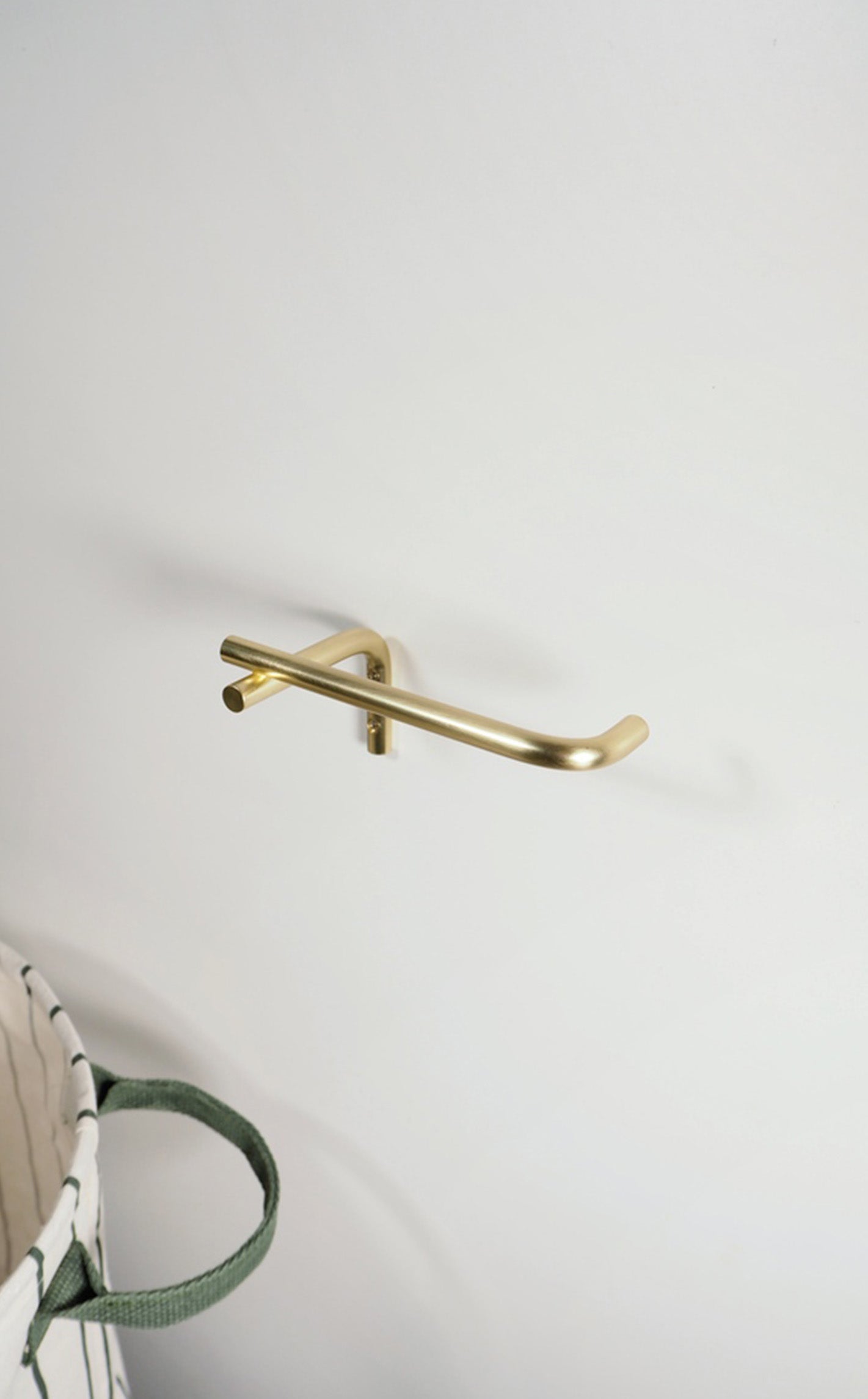 Pieni Toilet Paper Holder