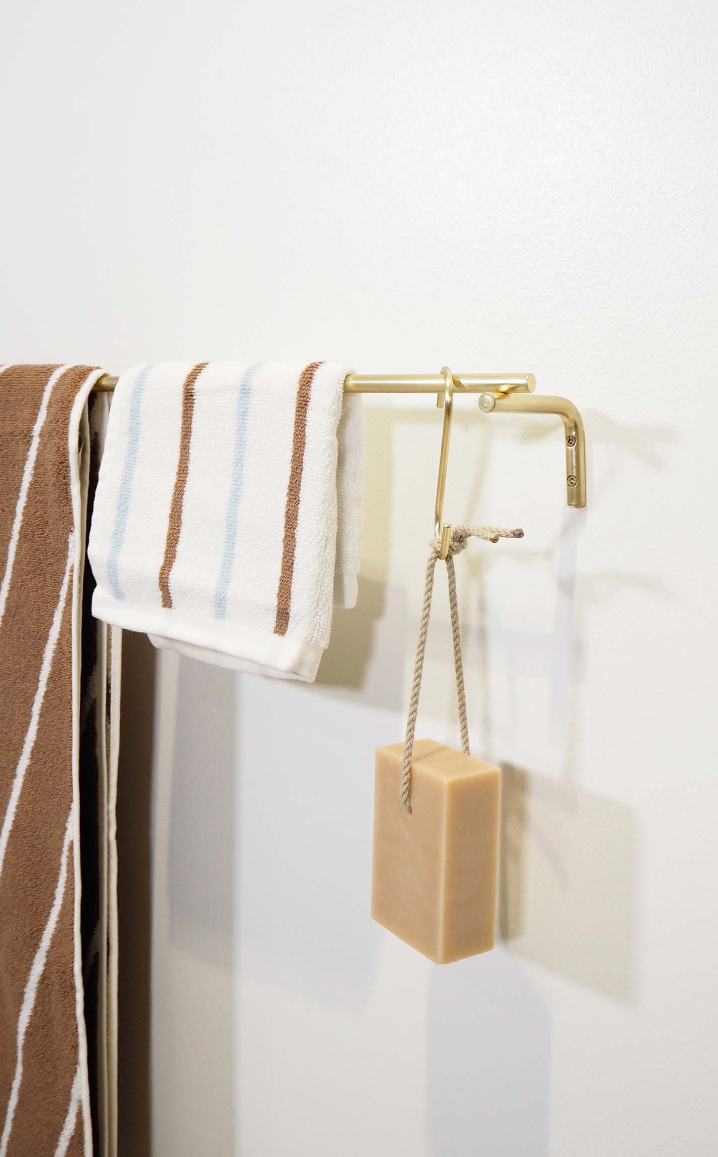 Pieni Towel Rail