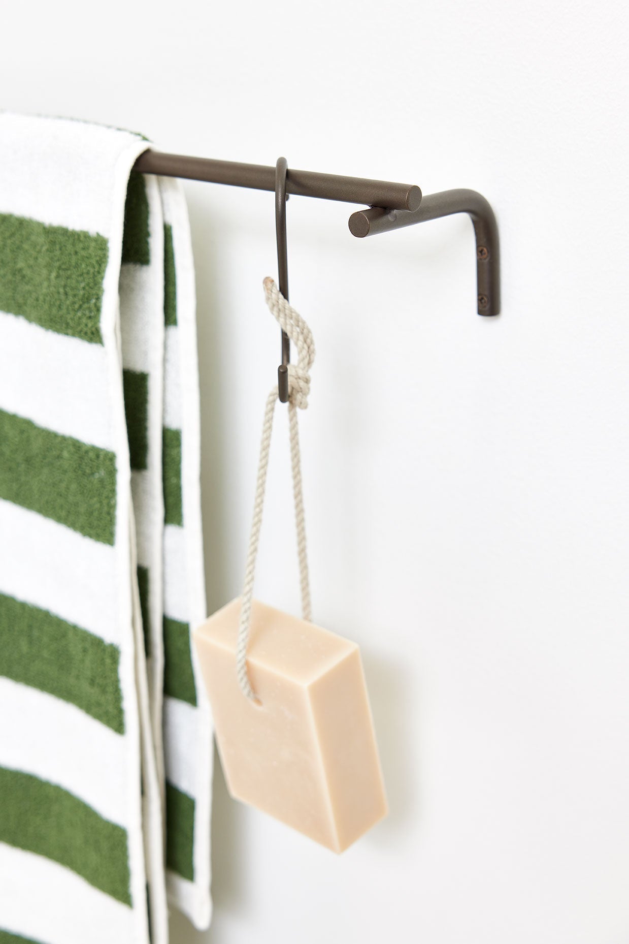 Pieni Towel Rail