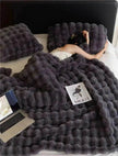 Polyester Carpet Rabbit Bubble Velvet Thickened Nap Quilt Blanket