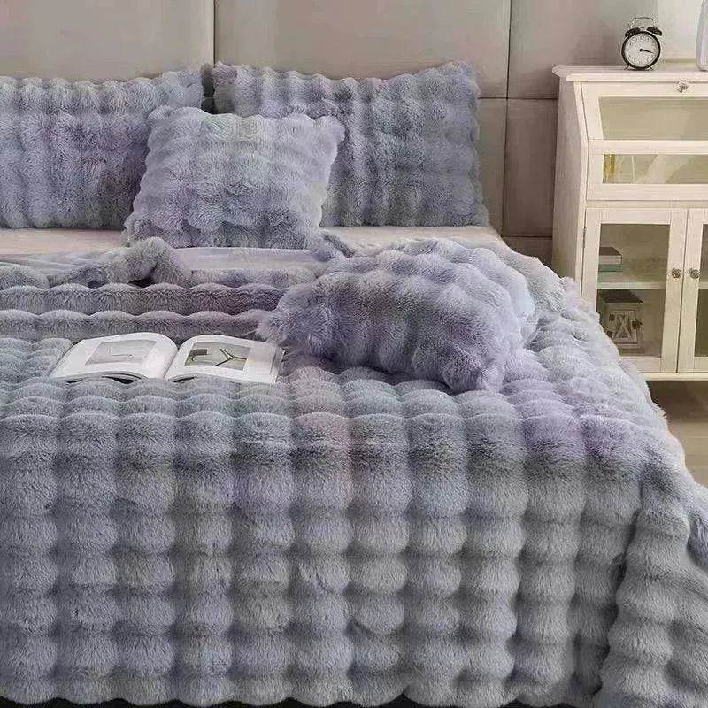Polyester Carpet Rabbit Bubble Velvet Thickened Nap Quilt Blanket