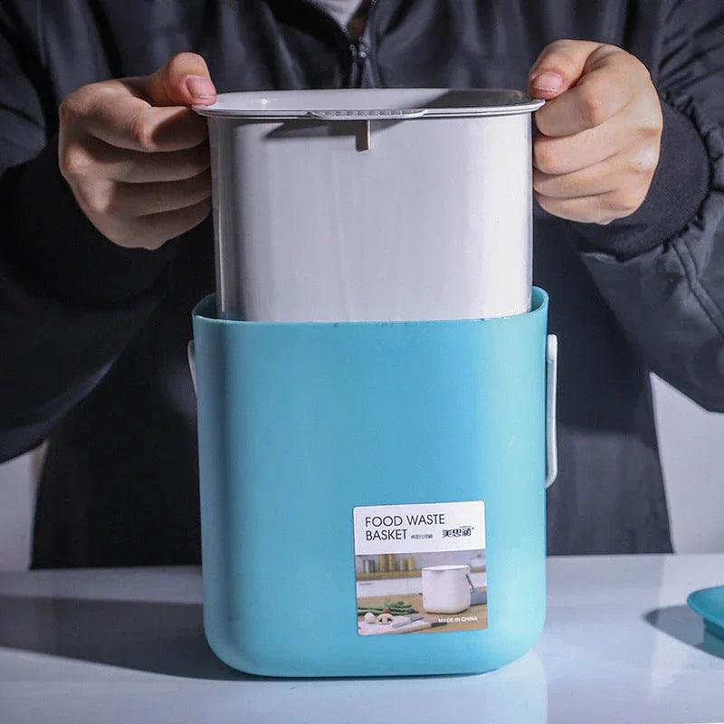 Portable Garbage Storage Bin With Lid