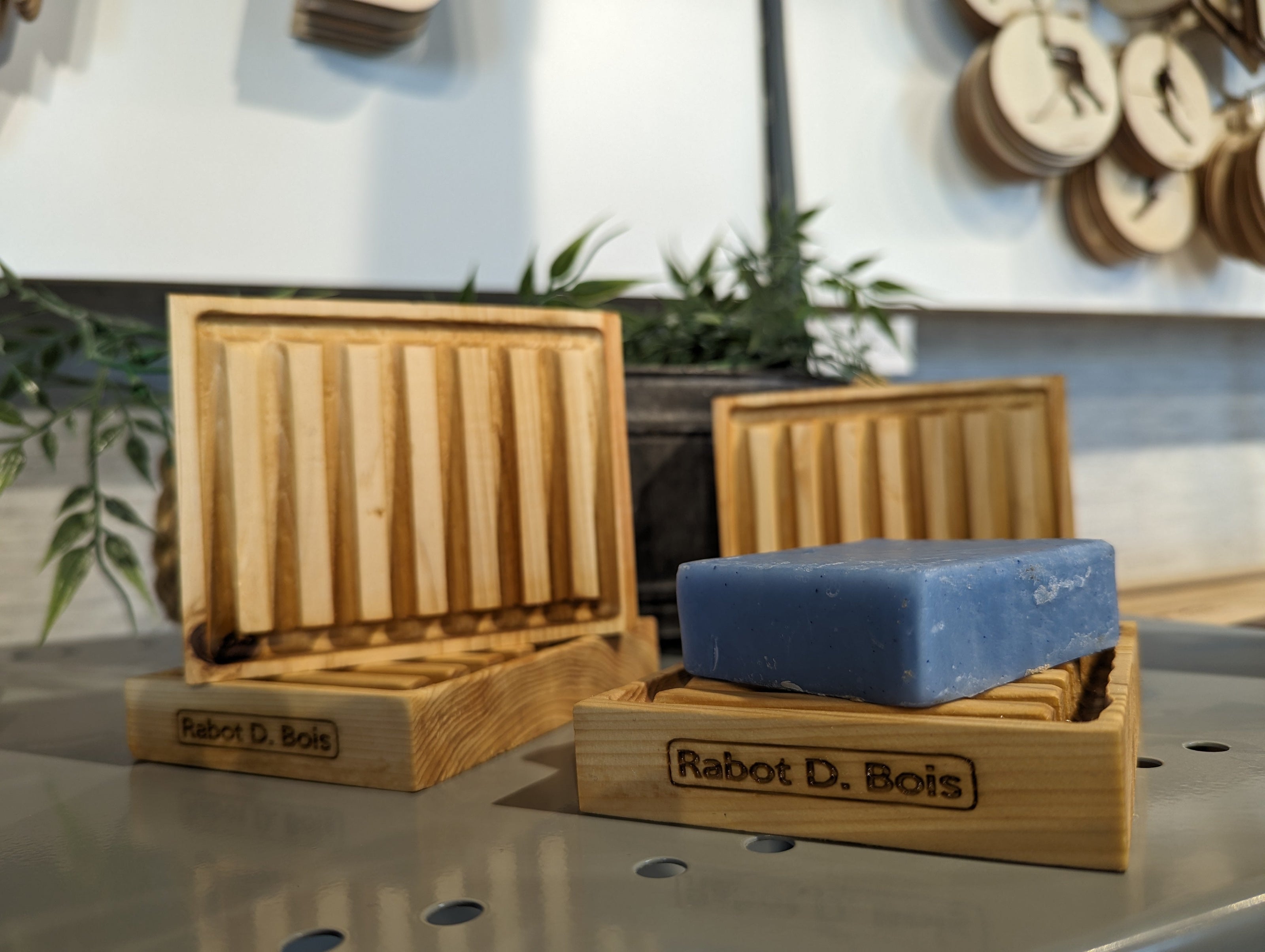 Porte-savon en bois le “D-Coulé