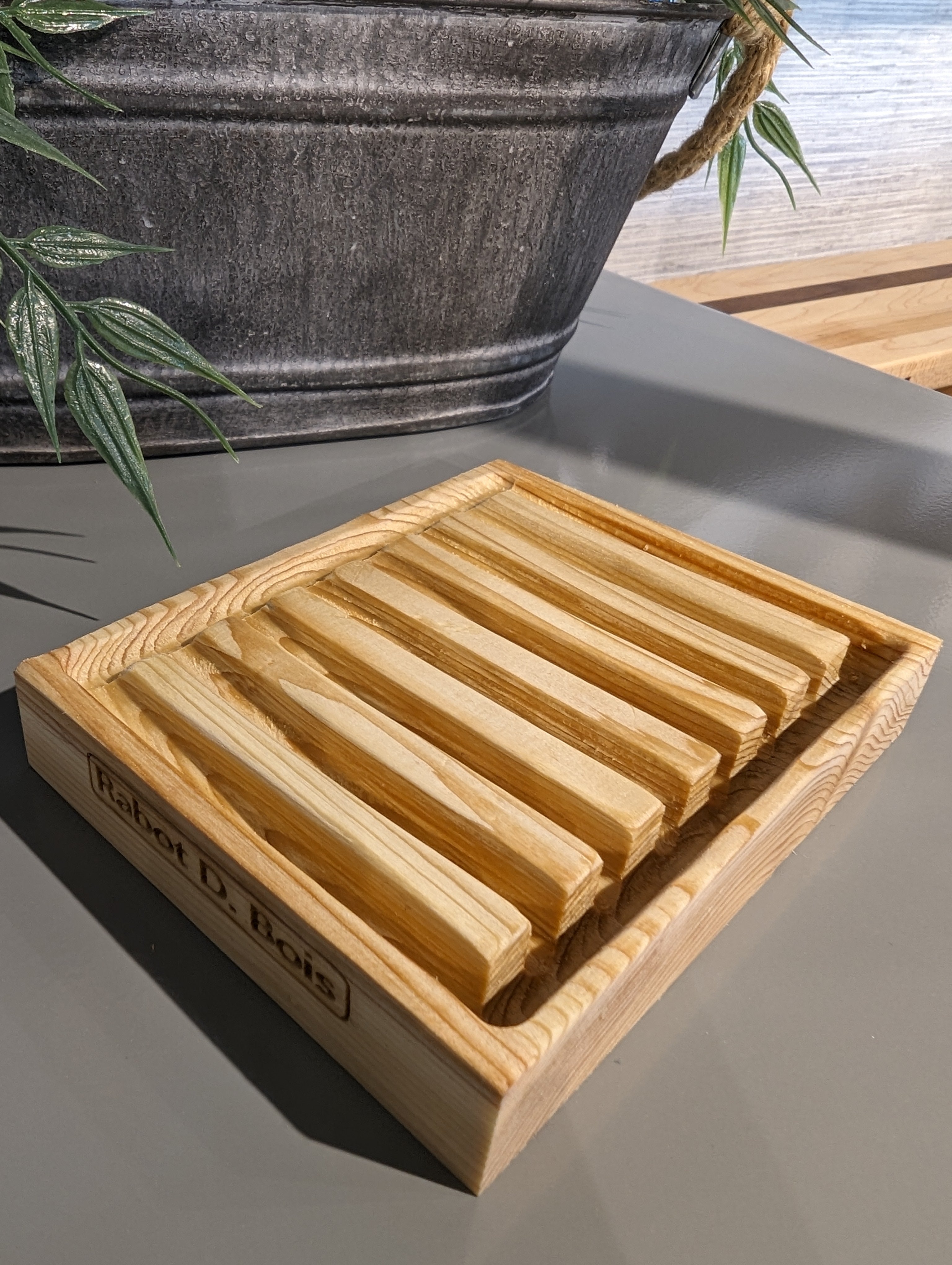 Porte-savon en bois le “D-Coulé