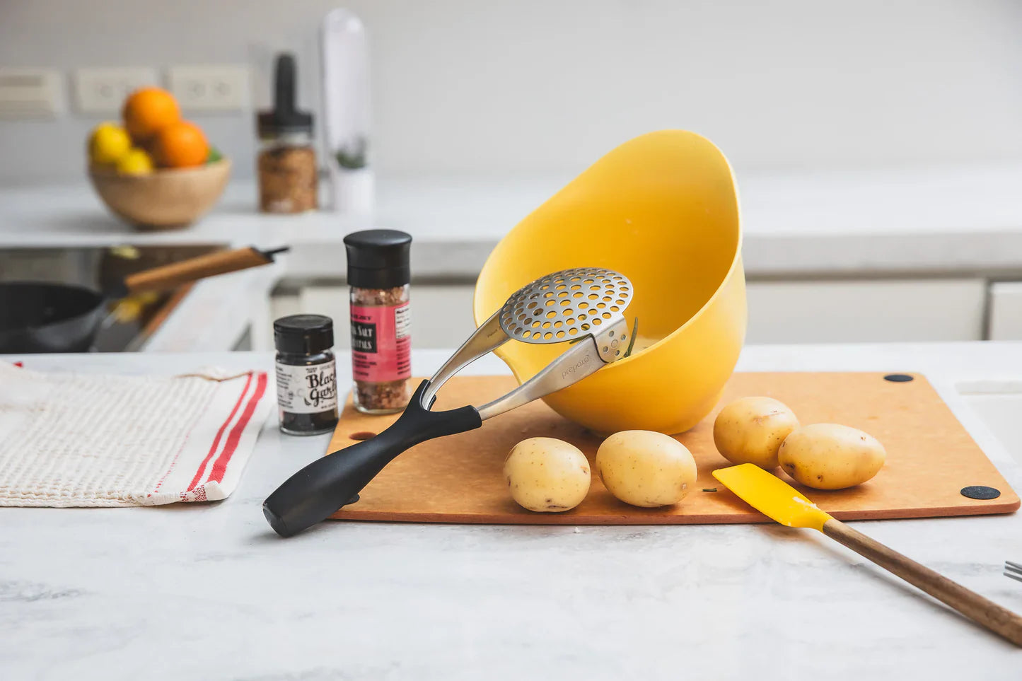 Prepara - Flip Masher Black