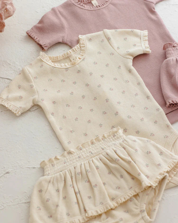 Skirted Bloomer | Mauve Ditsy | Quincy Mae