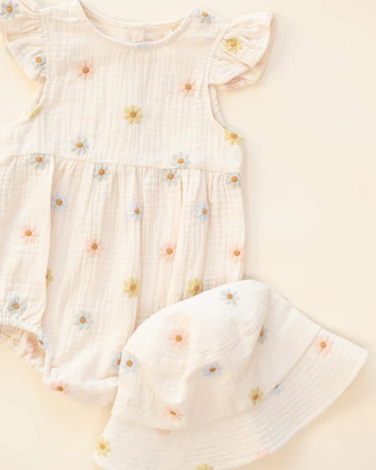 Bucket Hat | Embroidered Daisies | Rylee & Cru