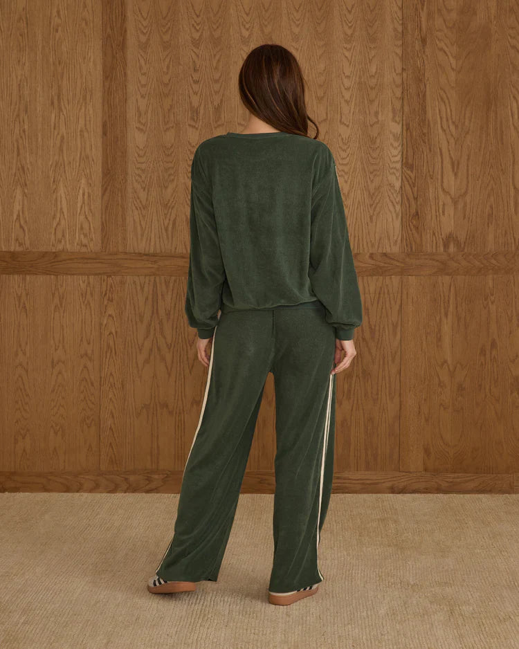 Oversized Sweatshirt | Green | Rylee & Cru