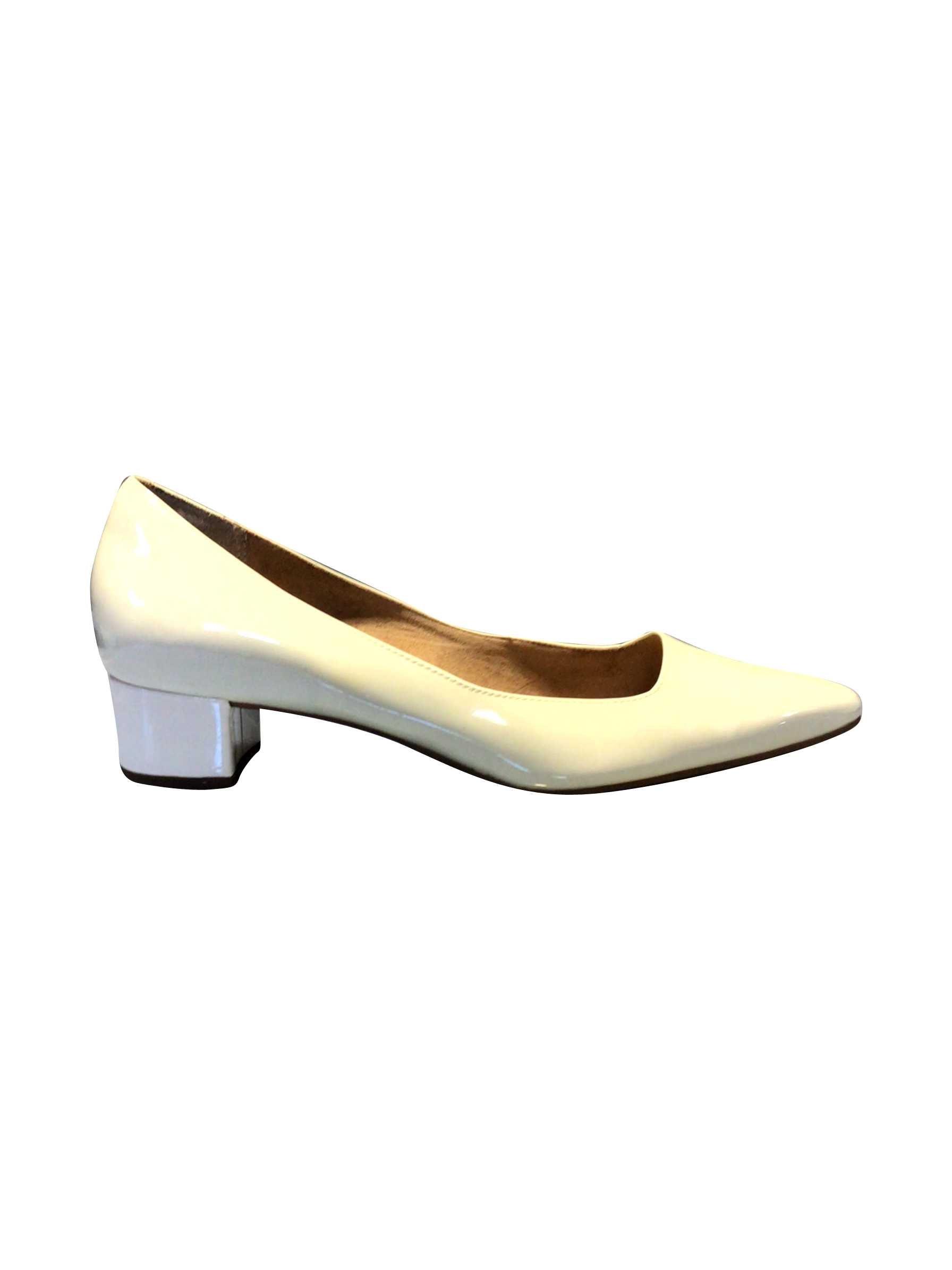 ROCKPORT Regular fit Heels in White - 7.5