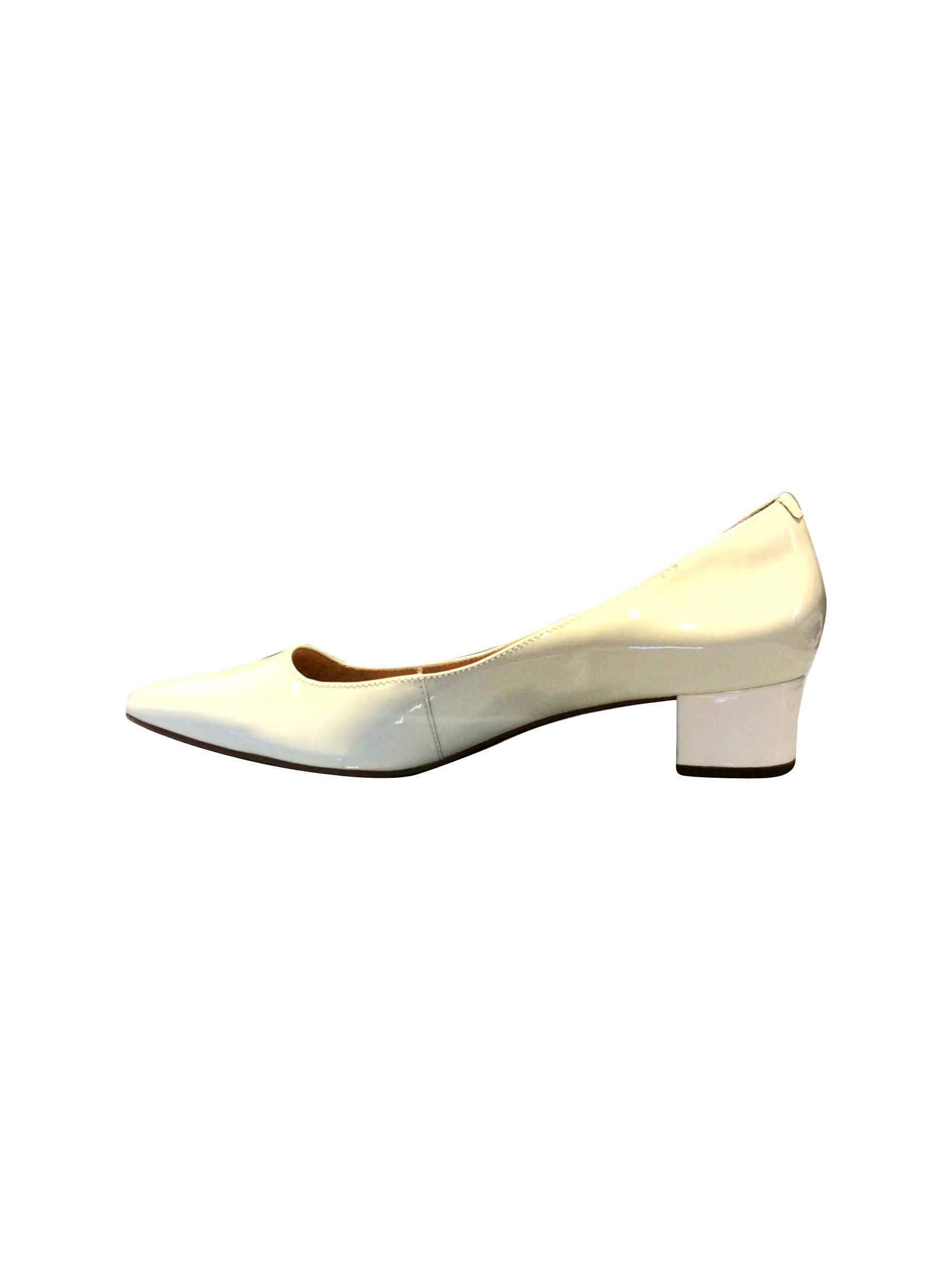 ROCKPORT Regular fit Heels in White - 7.5
