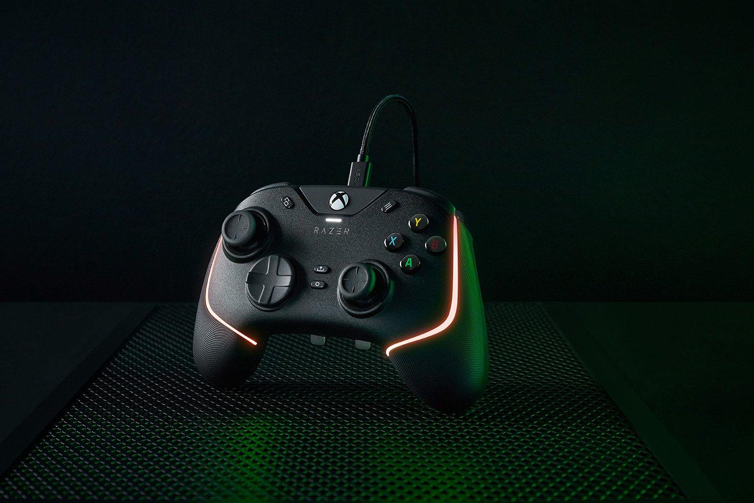 Razer - Xbox Gaming Wolverine V2 Chroma - Black