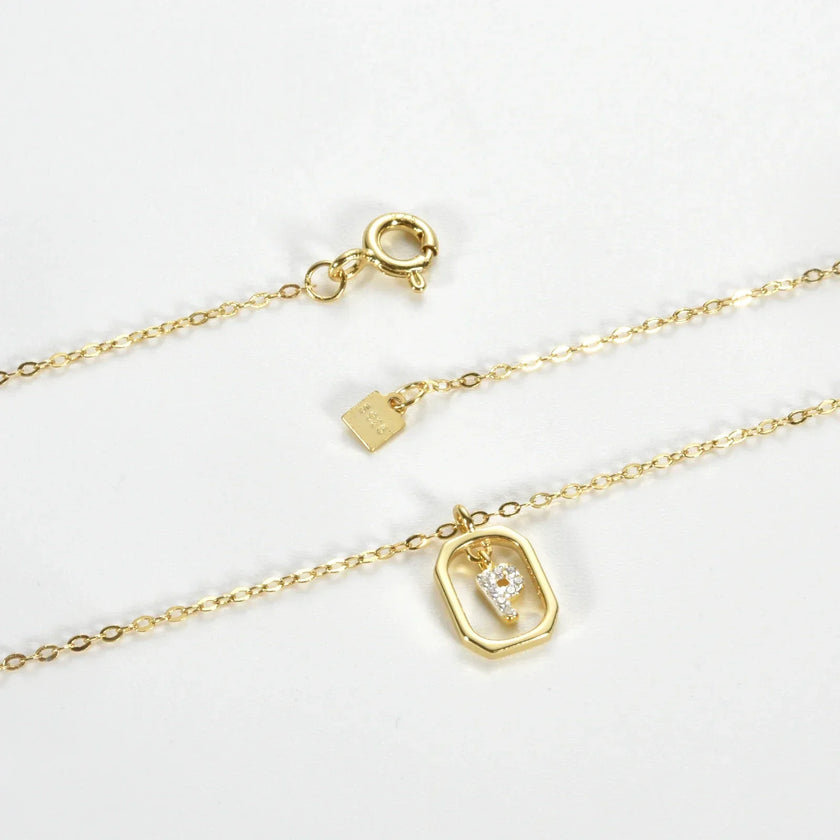 Personalized Initial Necklace in 925 Sterling Silver