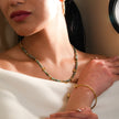 SAFIYA : Élégance tordue - Bracelet en corde réglable avec perles rondes.