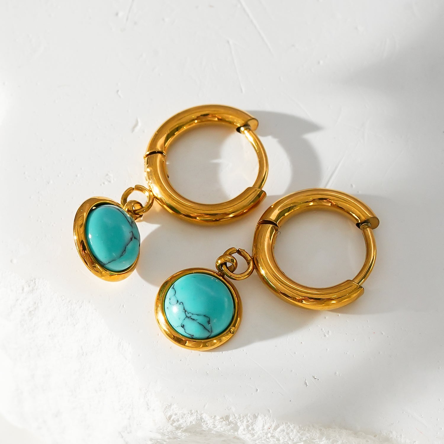 Style SAGRES Gold: Vintage Inspired Natural Stone Drop Hoop Earrings