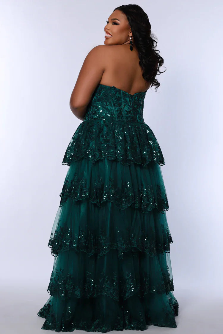 PLUS SIZE RUFFLE DRESS