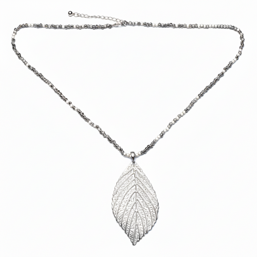 Leaf Necklace On Cube Chain In Silver Plate