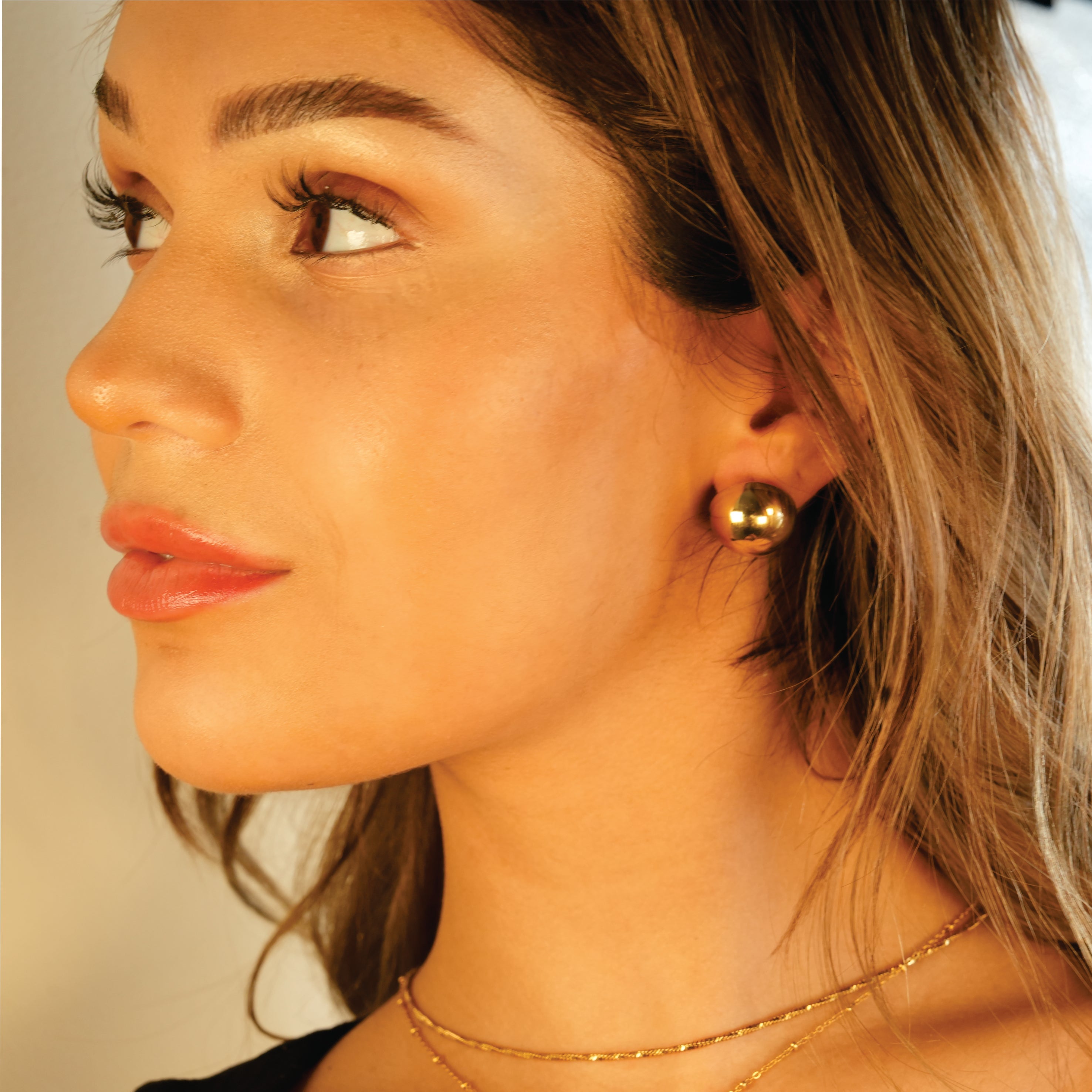 AUGUSTA Gold : Boucles d'oreilles sphériques contemporaines