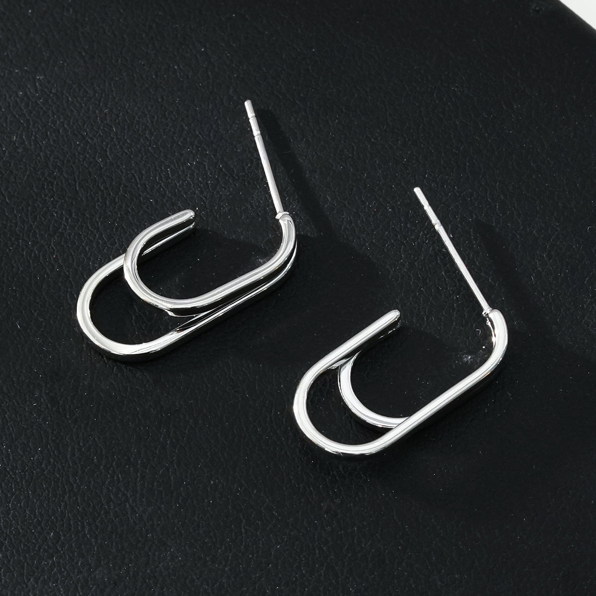 St SIMON Or Blanc (Couleur Argentée) : Boucles d'oreilles rectangulaires doubles à coins arrondis.