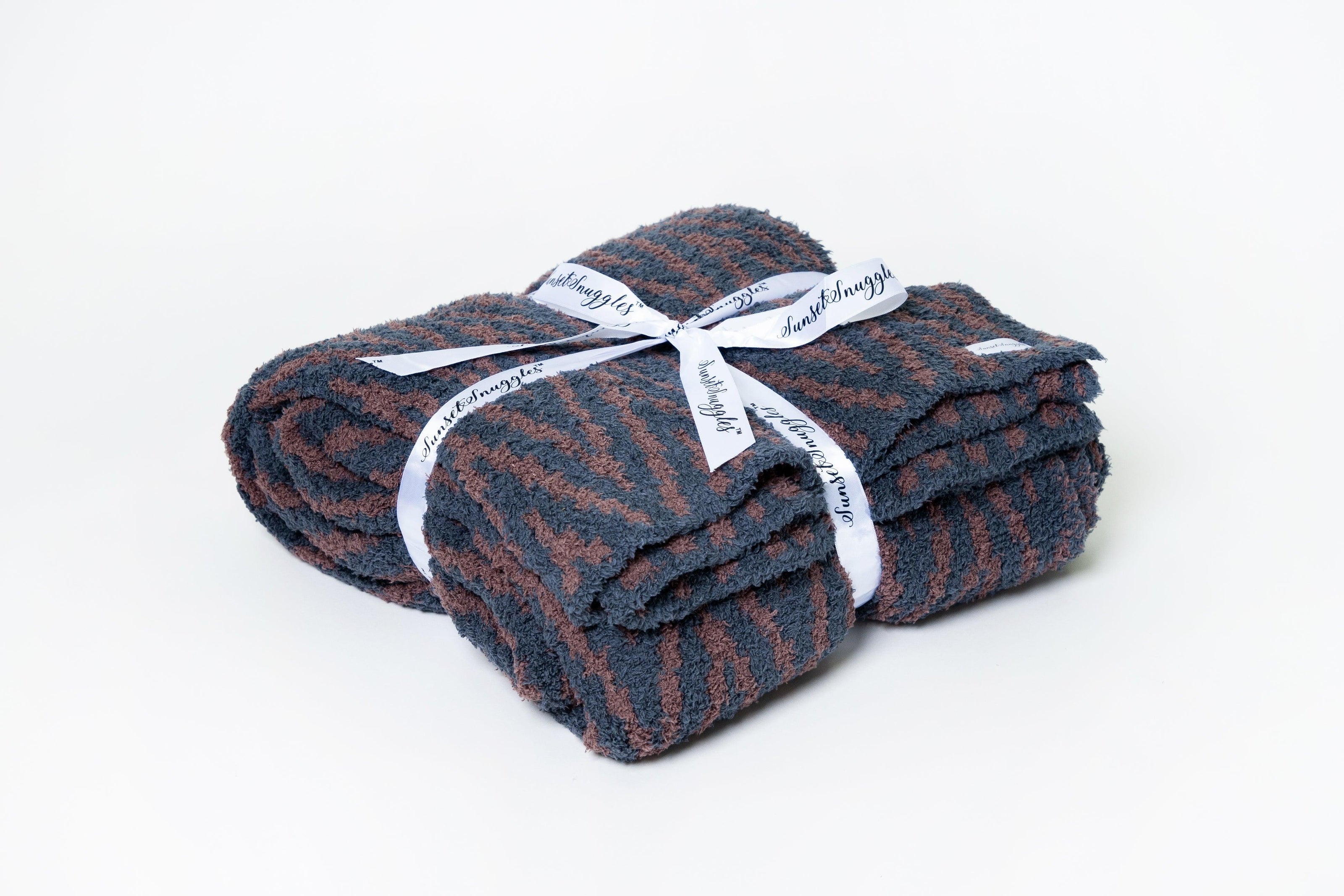Turbulence & Peppercorn Zig Zag Print Extended Throw