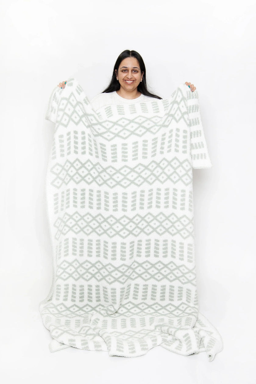 Desert Sage & White Diamond Point Print Extended Throw