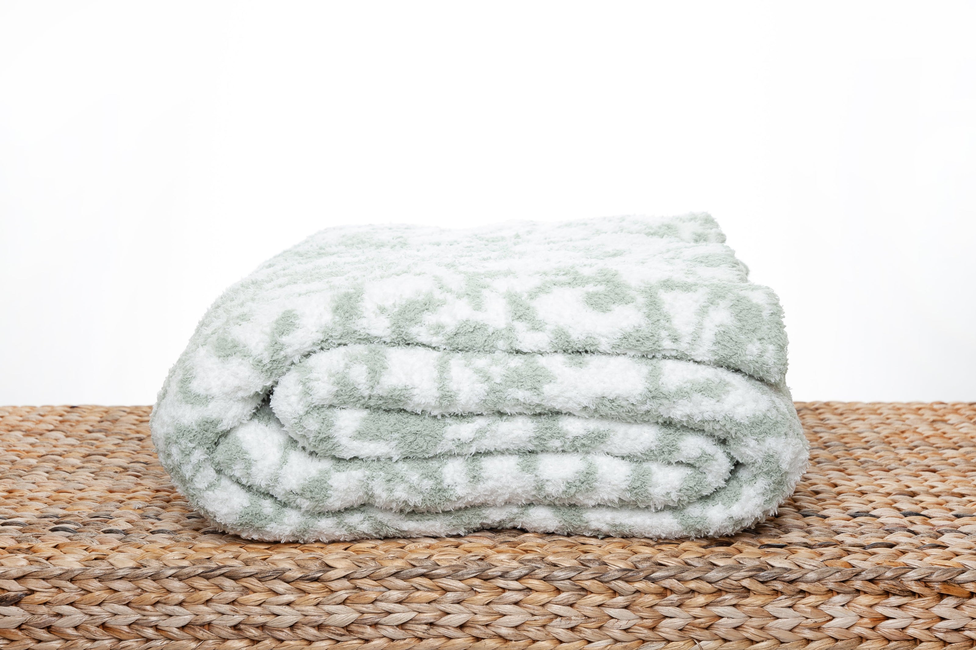 Desert Sage & White Fairy Garden Vine Print Extended Throw