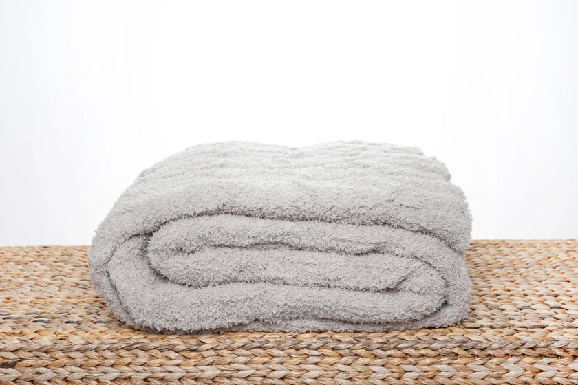 Foggy Dew Cable Knit Extended Throw