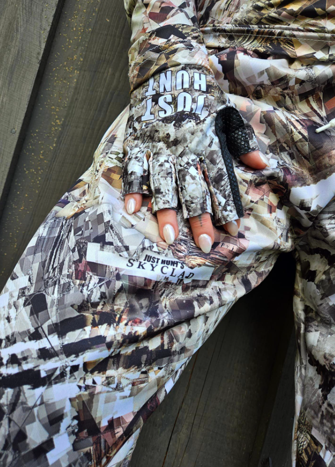 Skyclad Camo Wide-leg joggers