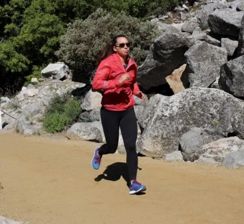 Salomon Womens Lightning Wind Hoodie Running Race Jackets
