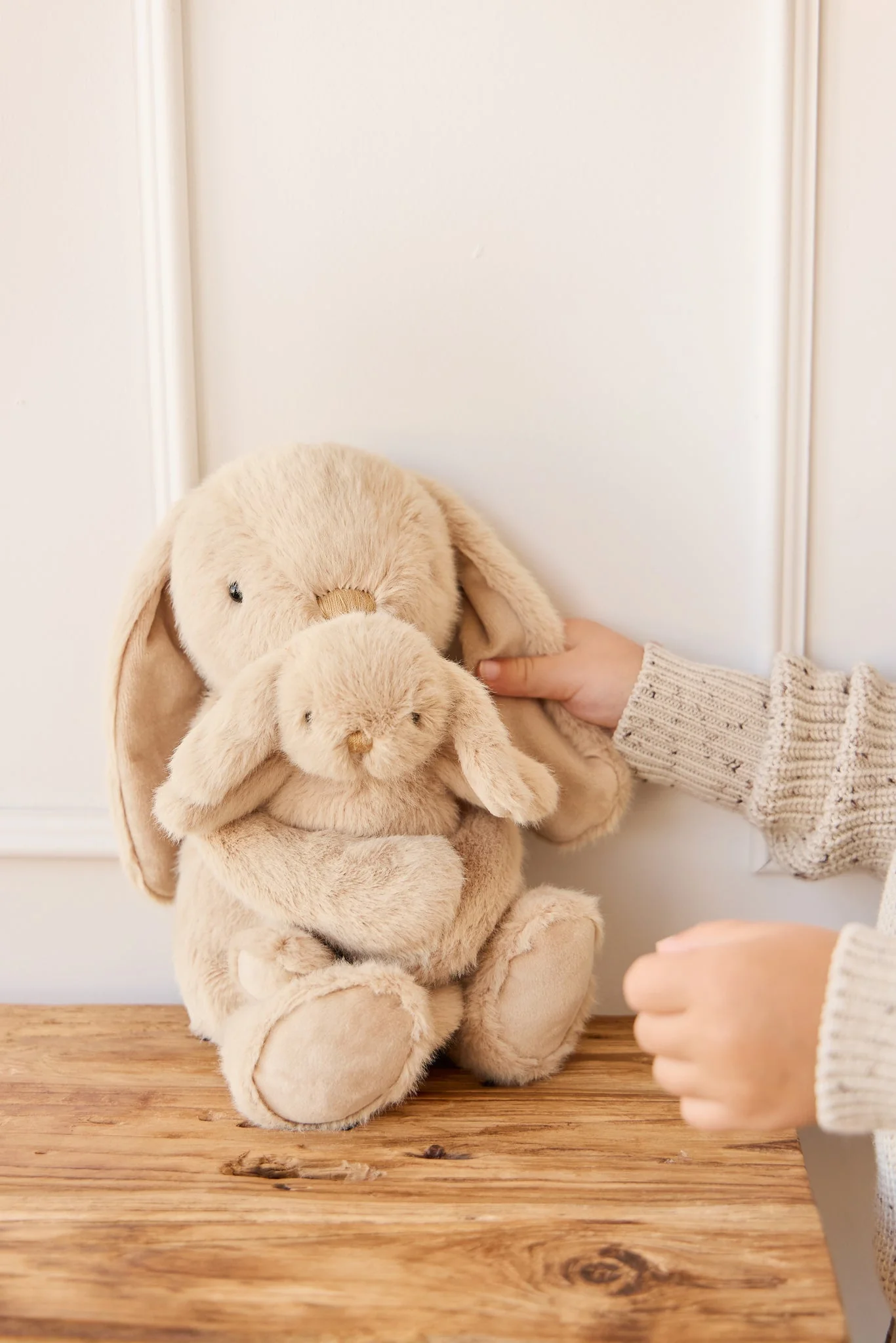 Plush - Frankie the Hugging Bunny - Caramel - Snuggle Bunnies
