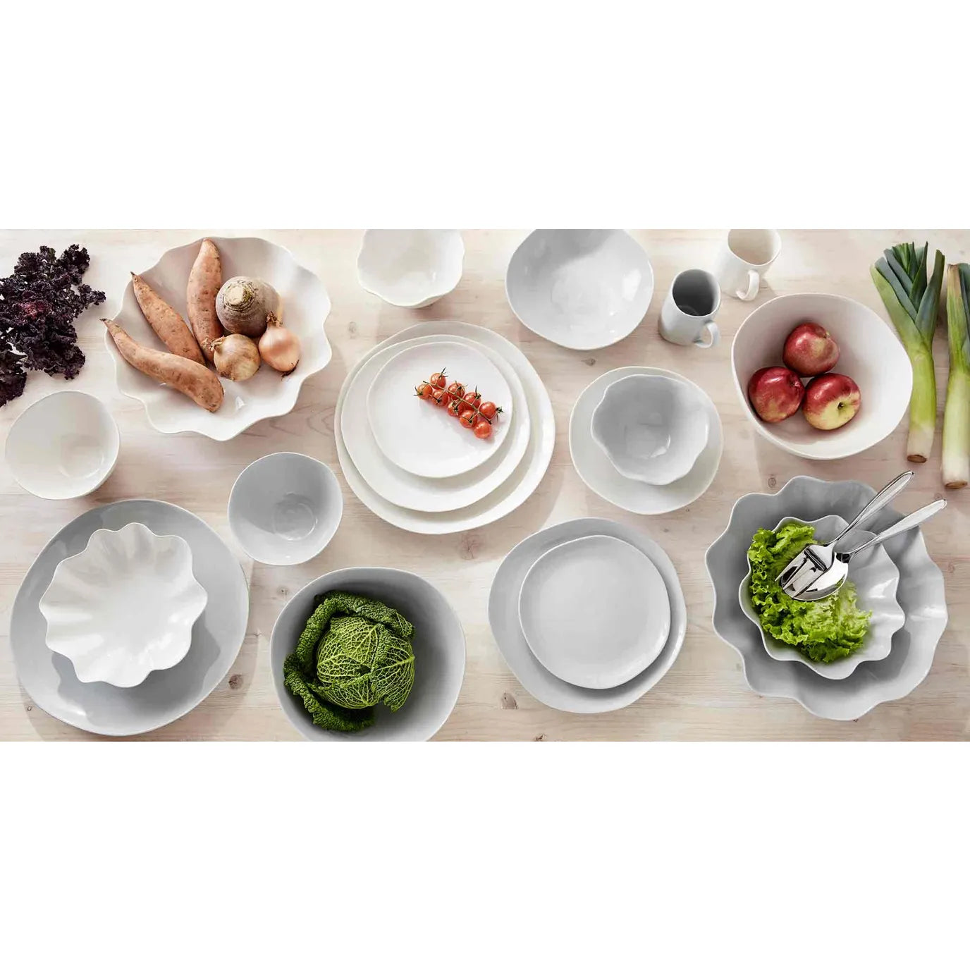 Sophie Conran - Floret - Pasta Bowl  - White | 9 in