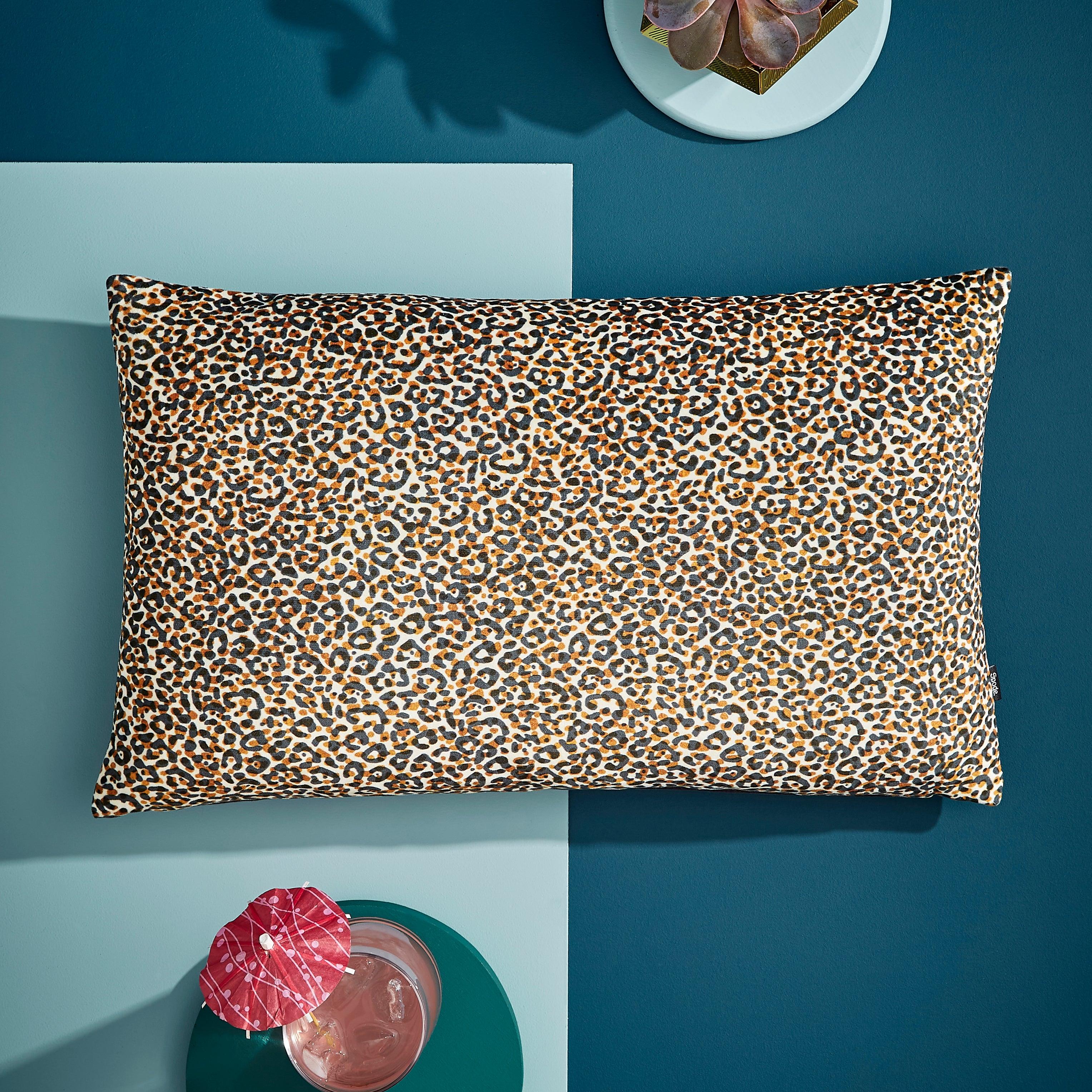 Spode - Creatures of Curiosity - Leopard Print Cushion