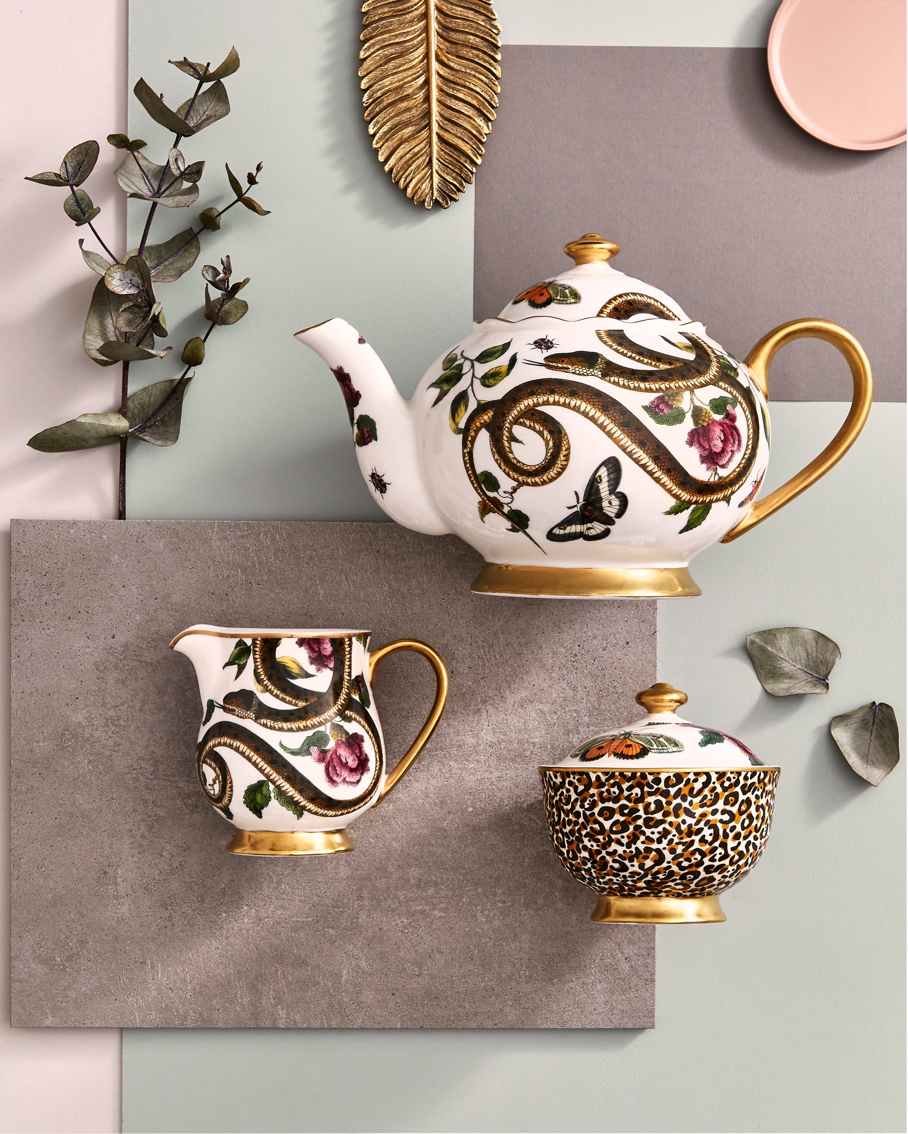 Spode - Creatures of Curiosity - Teapot 2Pt