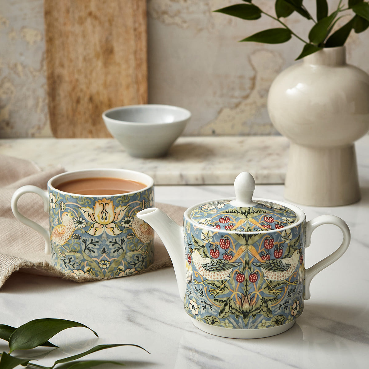 Spode - Tea For One 10Oz Strawberry Thief