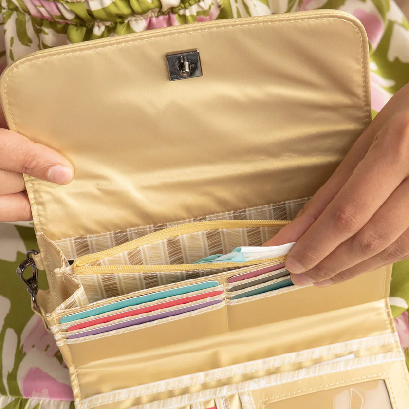 LUG - Stroll RFID Wristlet Wallet