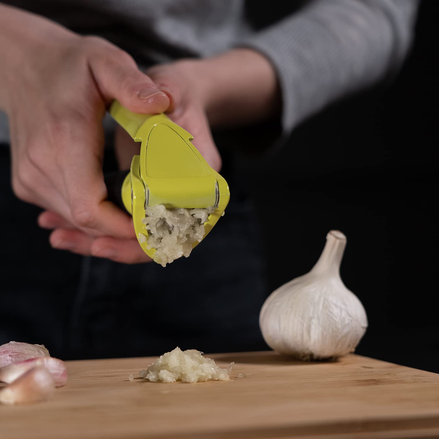 TREBONN - PESTO Garlic Press